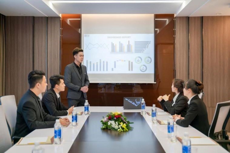 Khách Sạn Phát Linh Hạ Long